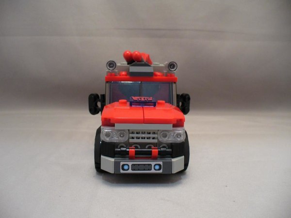Transformers Kre O Toys R Us Exclusive Ironhide Image  (16 of 22)
